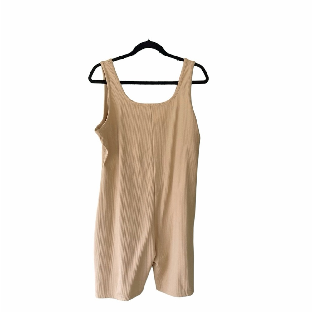 LaOaRa sleeveless workout romper 2XL khaki